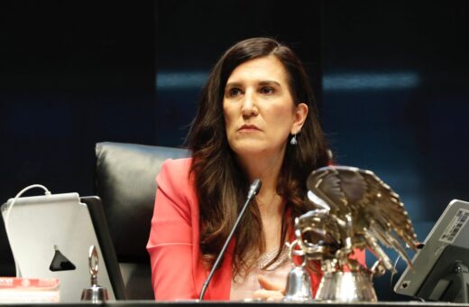 Kenia López Rabadán durante una sesión en la Cámara de Diputados
