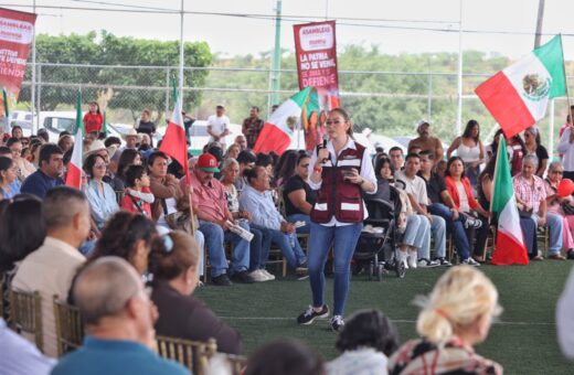 Vero Díaz encabeza asamblea informativa en Apozol, Zacatecas