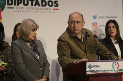 Rubén Moreira señala durante la sesión en el pleno de la Cámara de Diputados